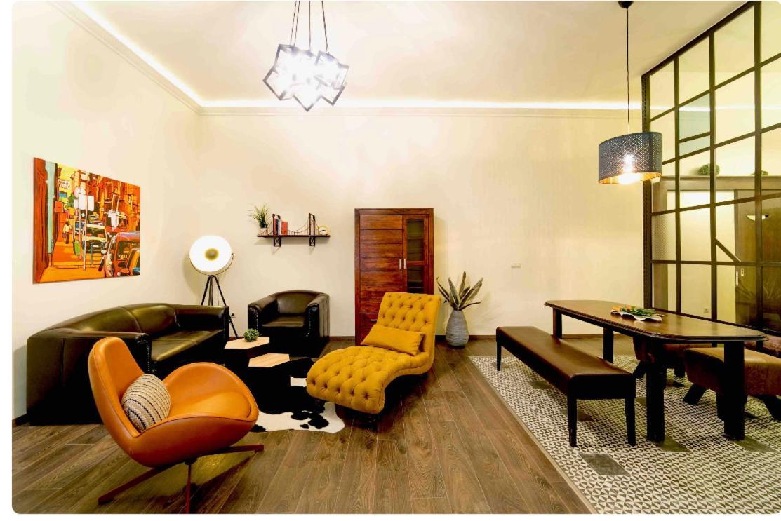 The Best Mondain Apartment Budapest Exterior foto